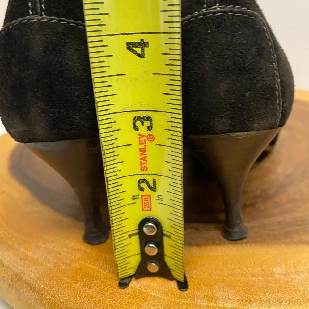 TODS Suede Kitten heel T Charm Heels - Picture 8 of 8